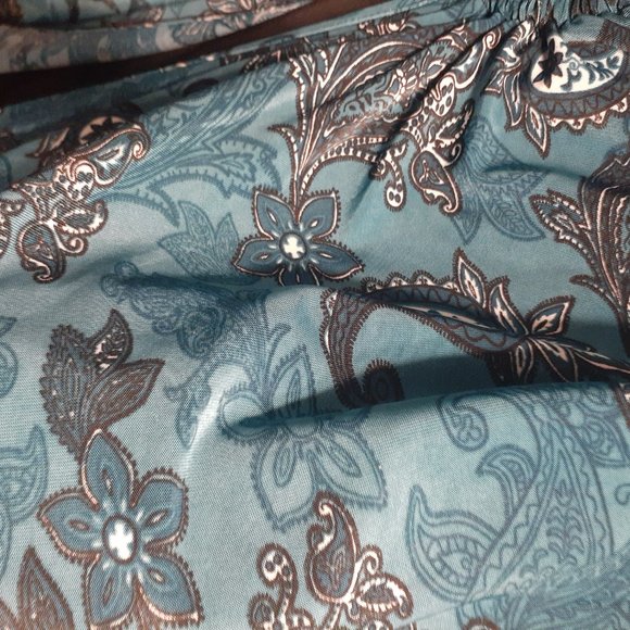 NWOT - George Classics Paisley Top - Picture 3 of 7